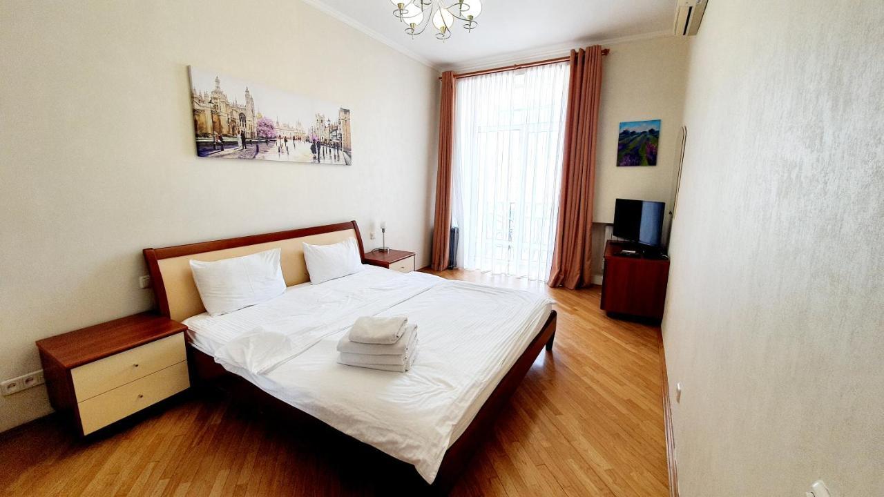 Real Home Apartments In Kiev Center Exterior photo